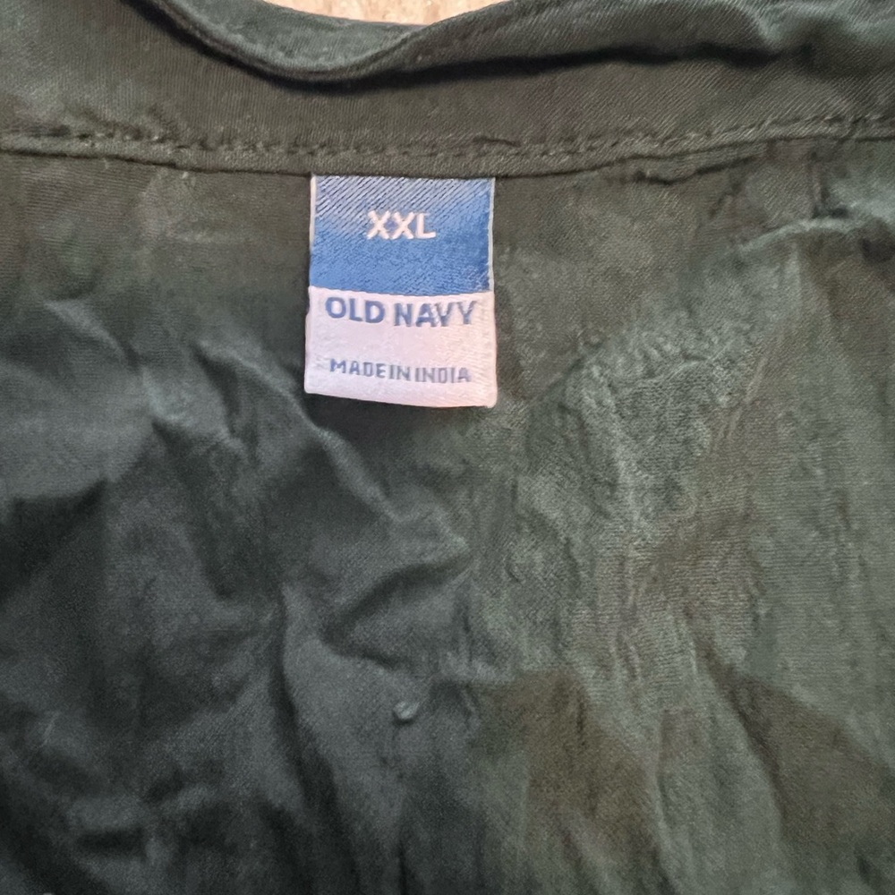 Old Navy Deep Green Women's Blouse - Picture 3 of 6